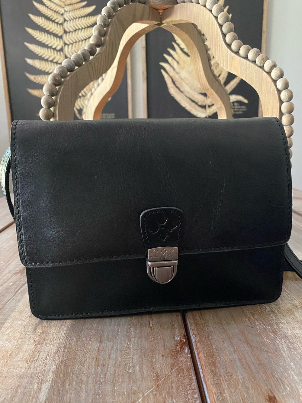 Patricia Nash Lanza Leather Convertible Crossbody Bag Purse Embossed Logo Black - Picture 14 of 17